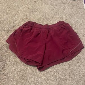 Lululemon Hotty Hot 4” Shorts